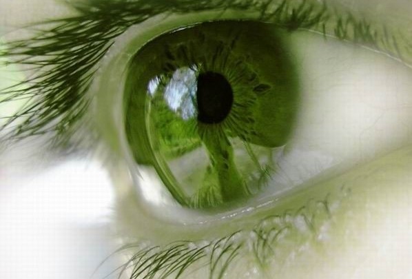 zelené oko