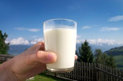 Mléko ve sklenici