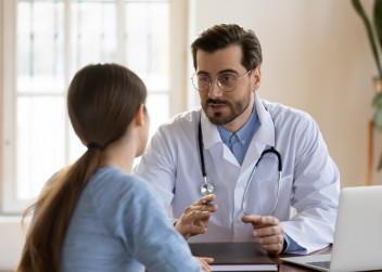 Preventivní prohlídka u praktického lékaře se mění. Jaké změny postupně zavádí ordinace a jak se dotknou pacienta?