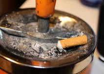 popelník_cigareta