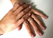 ruce, naramek, prsten, nehty