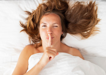 Pohlavní choroby se mohou týkat opravdu kohokoliv, kdo žije sexuálním životem.