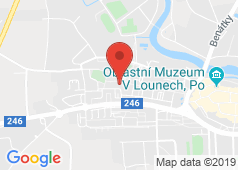 Benu Louny, Náměstí B.Rejta